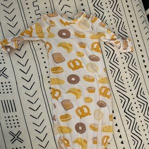 Spearmint x Angel Dear knotted breakfast print gown. NWOT.